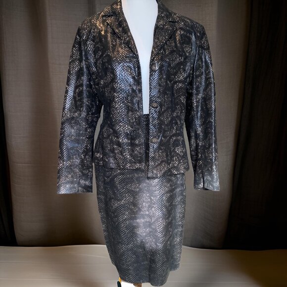 Kasper sz Lâtrapeze or swing tank, blouse, EUC, 100% poly, animal printâ - Picture 10 of 15